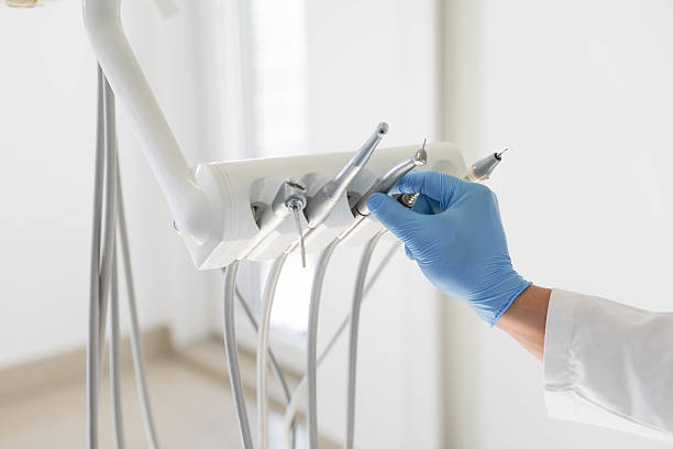 24/7 Emergency Dental Implants experts in Huntington Beach, CA